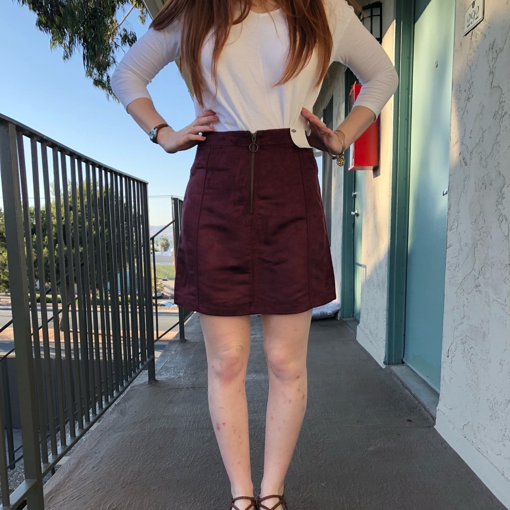 ❗️SALE❗️ OLD NAVY velvet mini skirts! - Picture 2 of 7